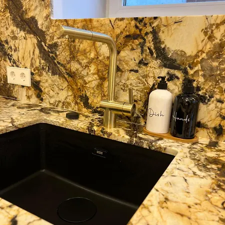 Meridian View Old Town Apartment *