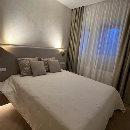 Apartment Meridian View Old Town *