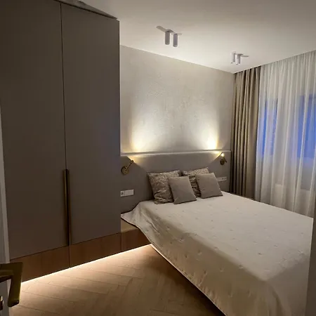 Meridian View Old Town