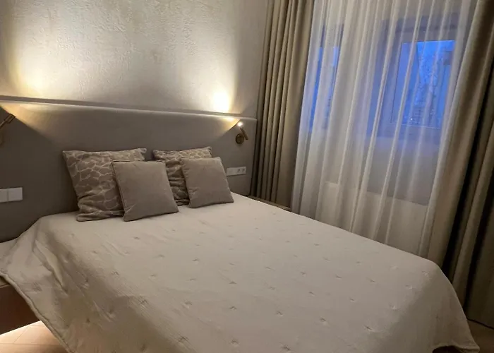 Apartment Meridian View Old Town *